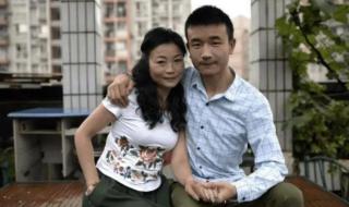 我男孩在重庆读大学,每个月生活费5万块钱算富二代吗 重庆小男孩